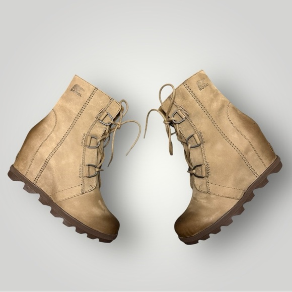 SOREL JOAN OF ARCTIC WEDGE II BOOT SZ 9 Tan - Picture 13 of 15